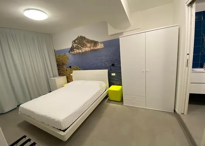 Πανσιόν Torre Del Mare Bergeggi